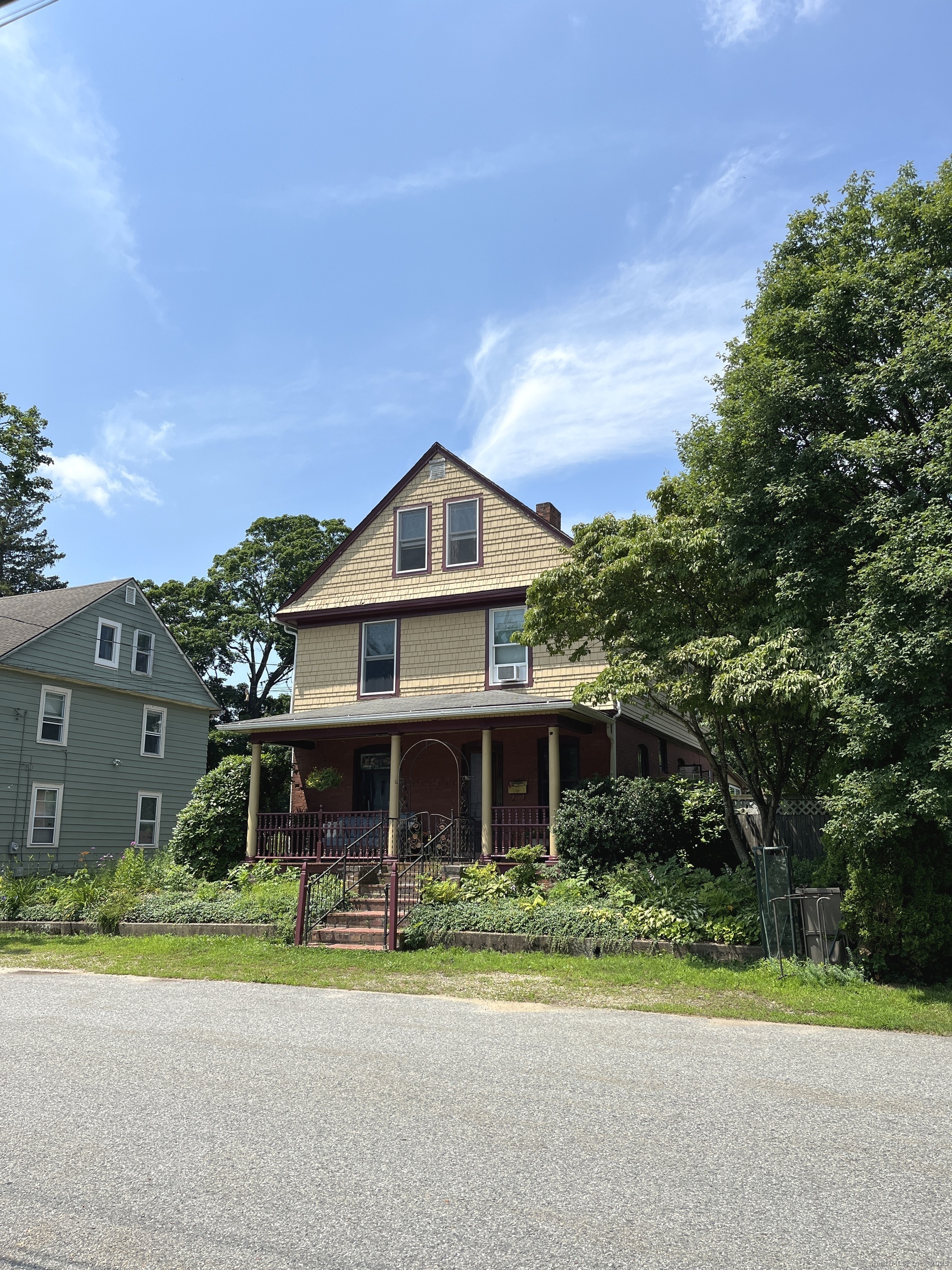 240 Walnut Street