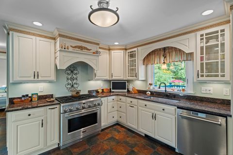 Tiny photo for 634 Cornwall Avenue, Cheshire, CT 06410 (MLS # 24135912)