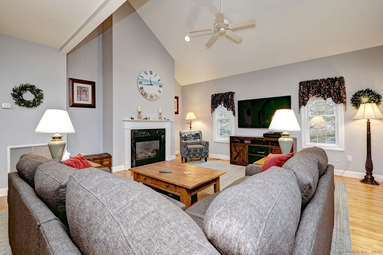 326 Spruce Hill Drive #326, Oxford, Connecticut image 19
