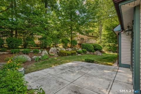 Tiny photo for 4 Bittersweet Lane #4, East Lyme, CT 06357 (MLS # 24184757)