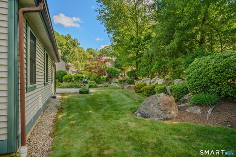 Tiny photo for 4 Bittersweet Lane #4, East Lyme, CT 06357 (MLS # 24184757)