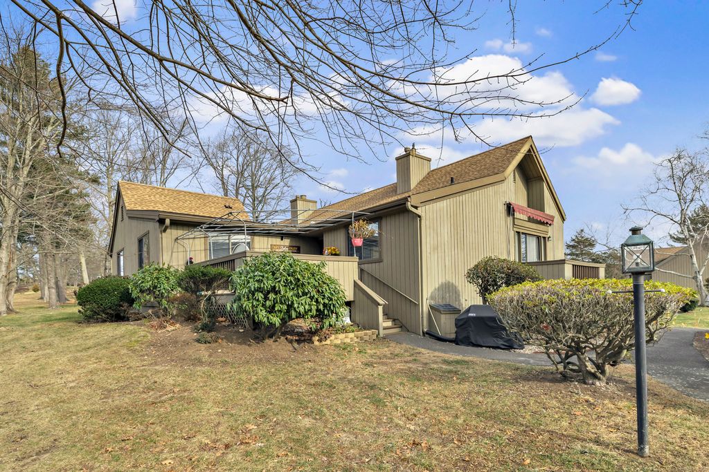 Photo of 183 Apache Lane #A, Stratford, CT 06614 (MLS # 24143262)