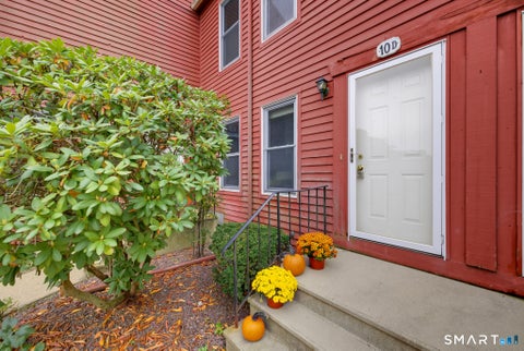 Photo of 10 Riverview Drive #D, East Windsor, CT 06088 (MLS # 24208735)