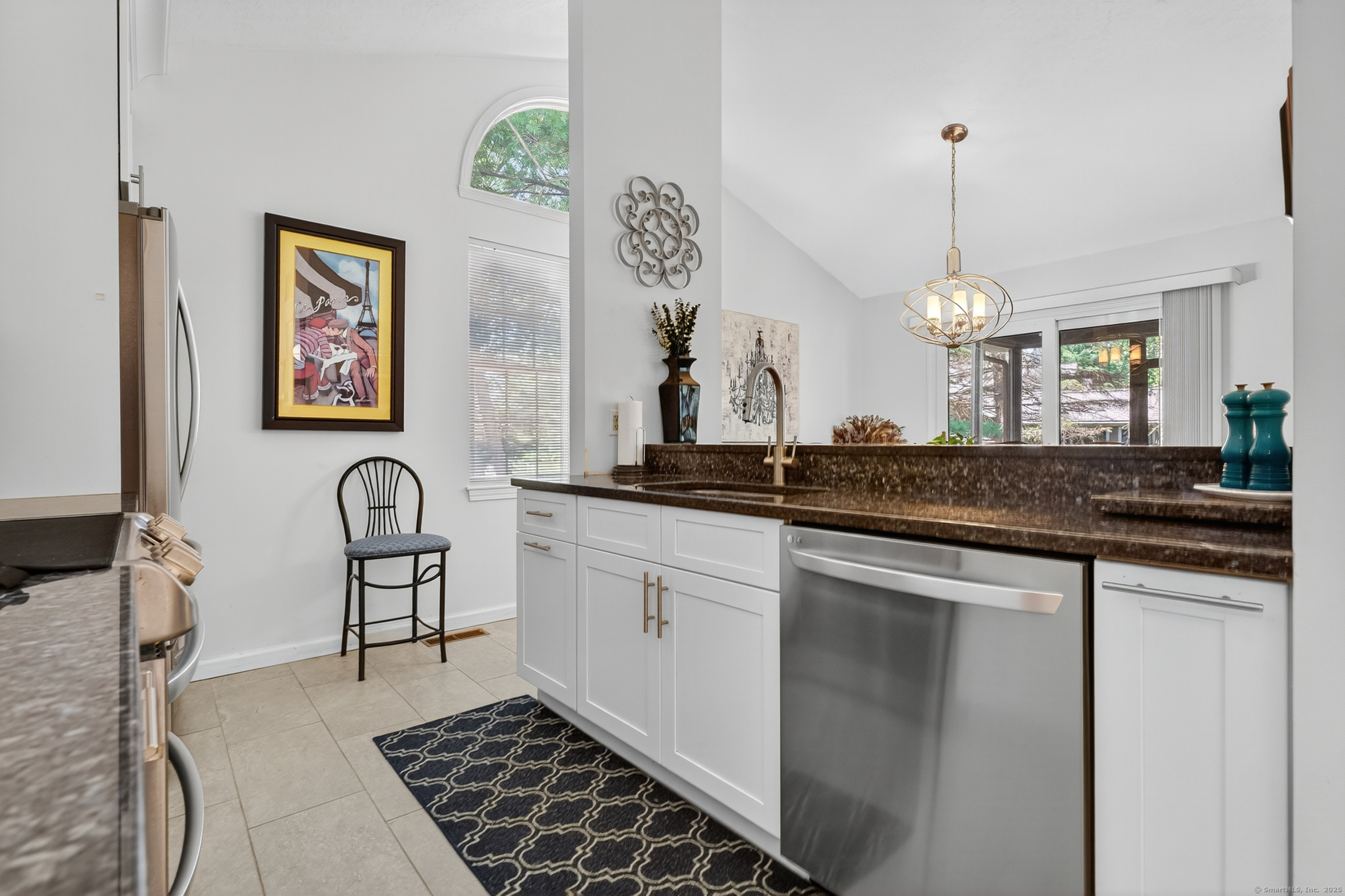 1006 Meadowview Drive 1006