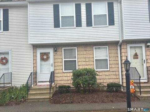 Photo of 14 Larkspur Lane #14, Glastonbury, CT 06033 (MLS # 24214281)