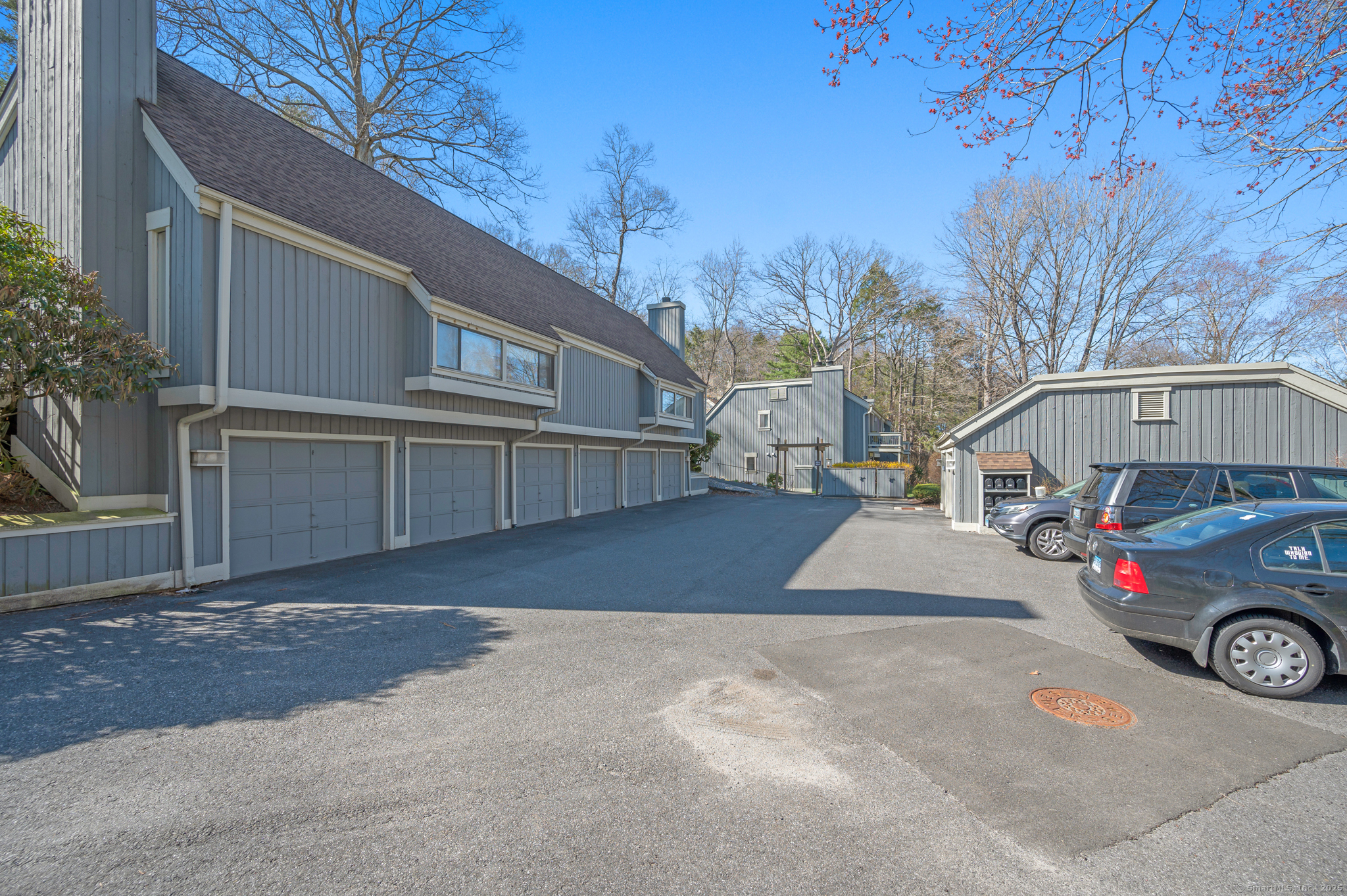405 Heritage Village #B, Southbury, Connecticut image 20
