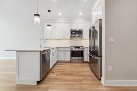 Tiny photo for 8 Husted Lane #1D, New Canaan, CT 06840 (MLS # 24144263)