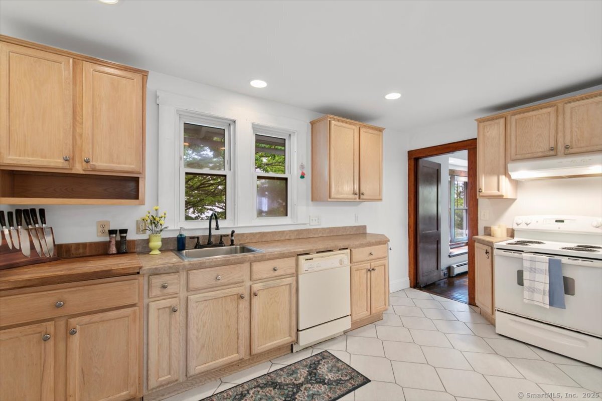 26 Shipyard Lane, Milford, Connecticut image 12