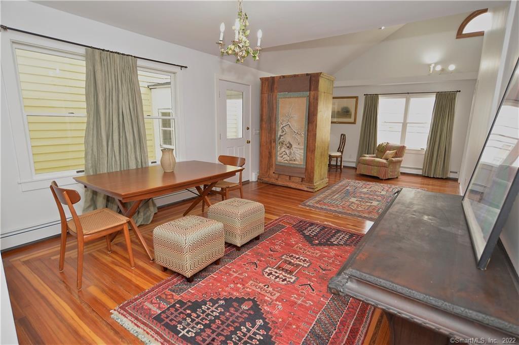 Stonington, Connecticut 06378, United States, 2 Bedrooms Bedrooms, ,2 BathroomsBathrooms,Residential,Active,171796