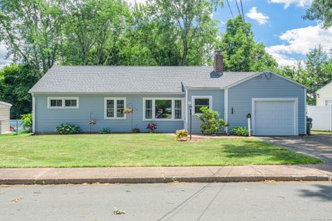 Single Family Residence in Manchester CT 80 Green Manor Road.jpg