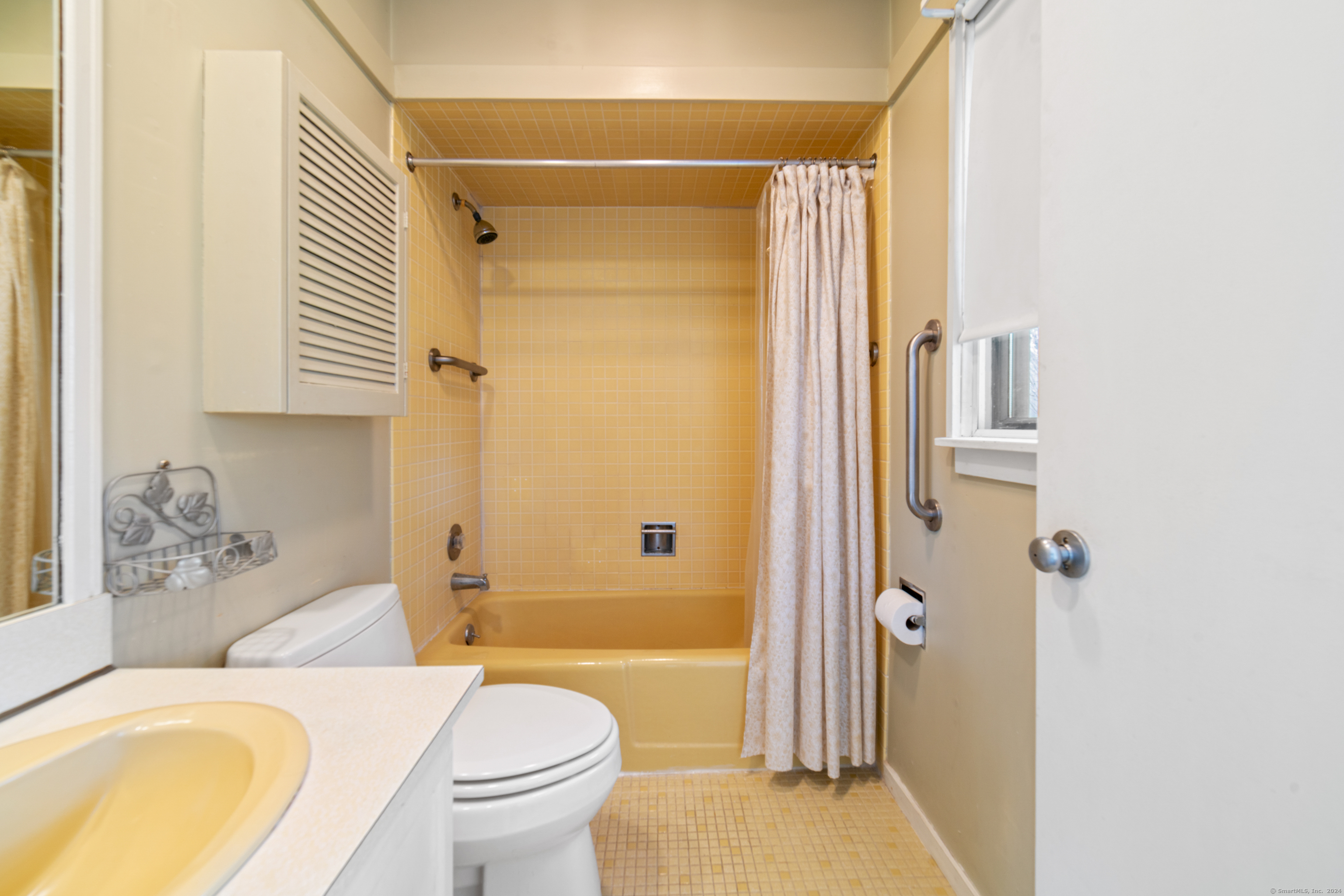 834 Heritage Village #B, Southbury, Connecticut image 18