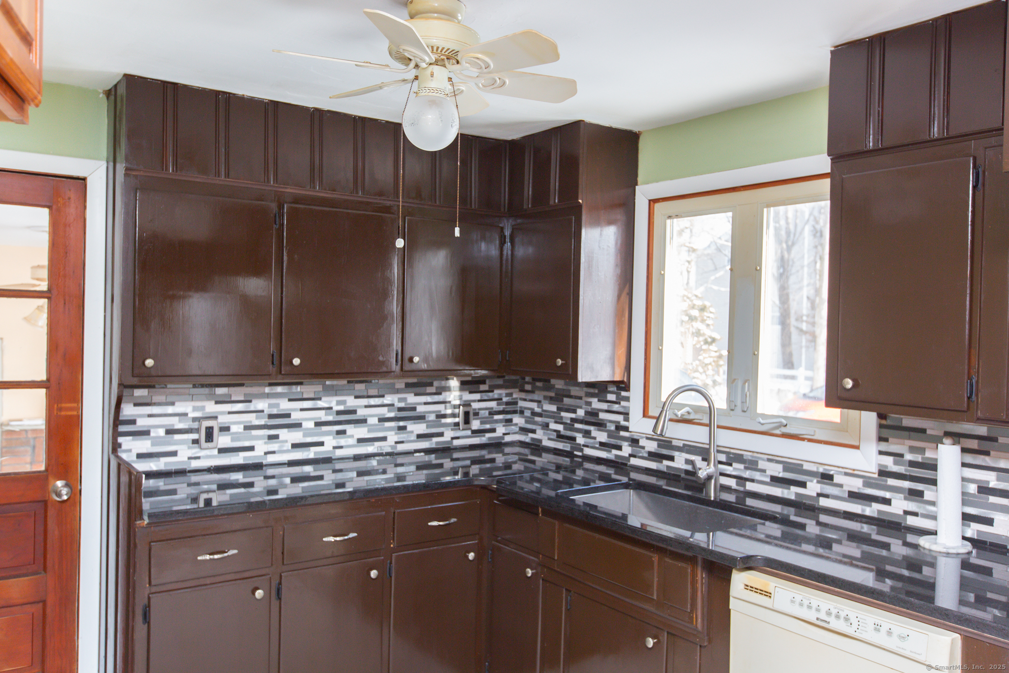 234 Vergason Avenue, Norwich, Connecticut image 9