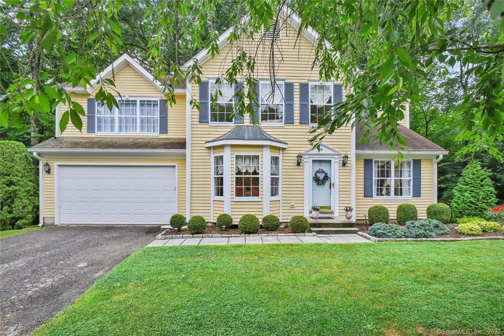 Property for Sale at Indian Hill Road 36, Monroe, Connecticut - Bedrooms: 2 
Bathrooms: 3 
Rooms: 6  - $529,900