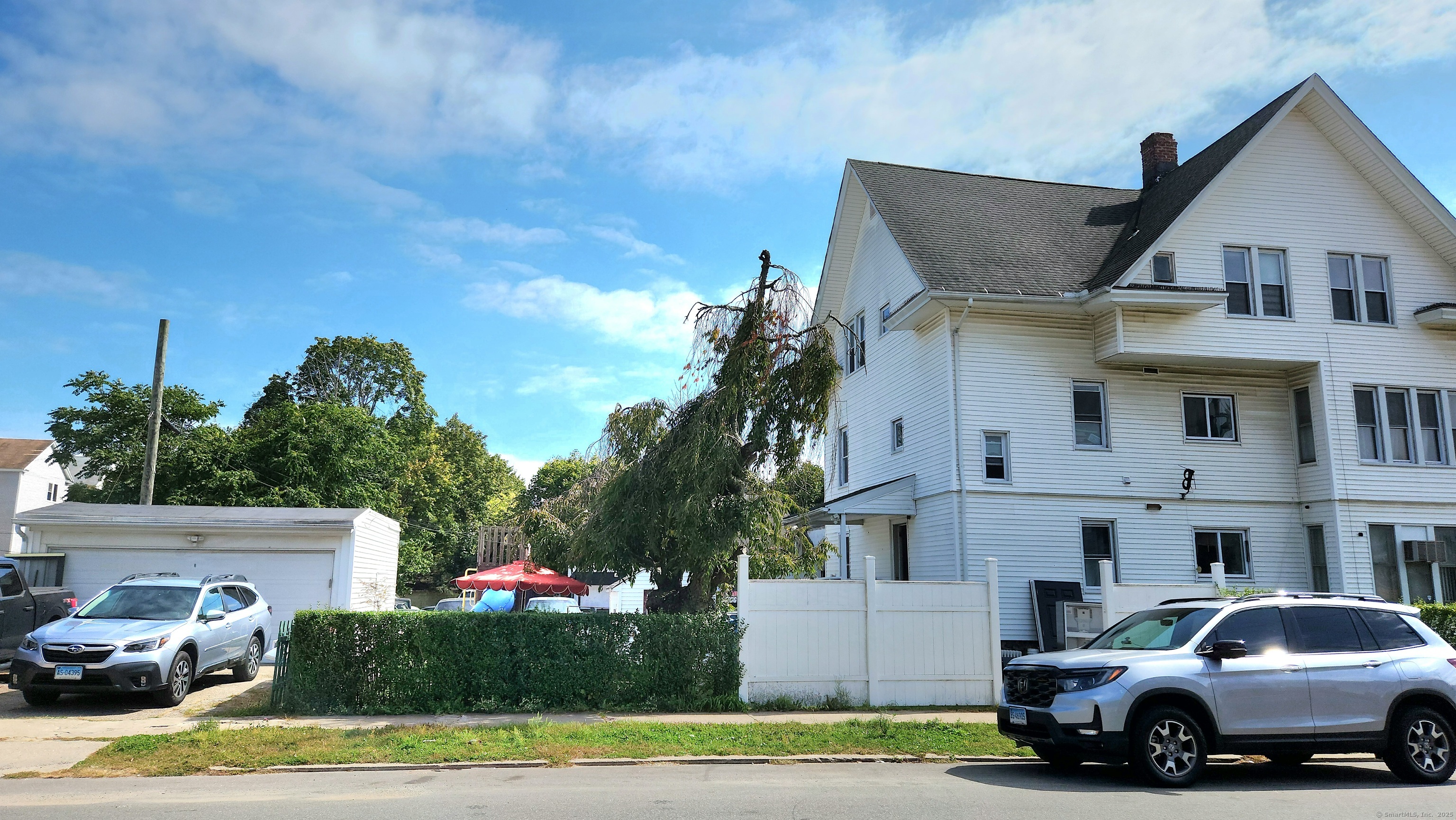 1821 East Main Street