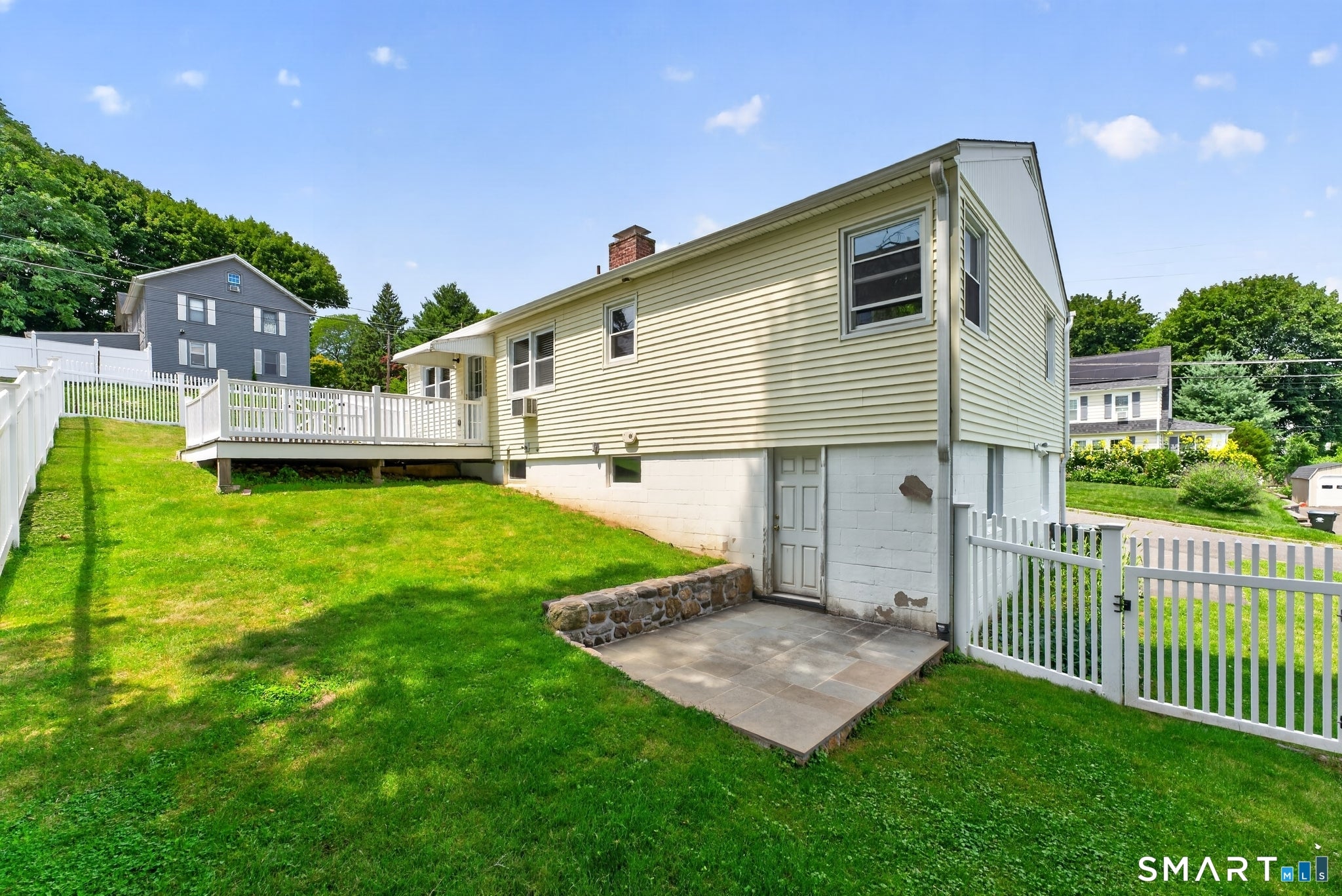 10 Seeley Street