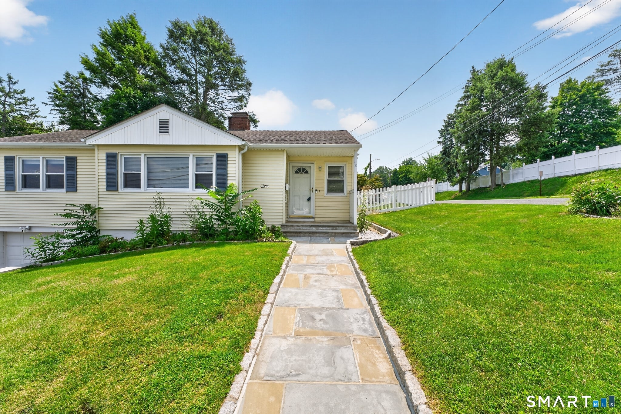 10 Seeley Street