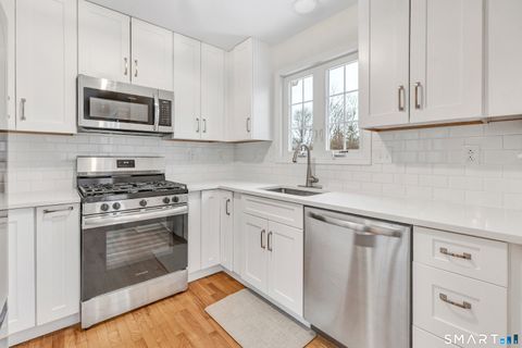 Tiny photo for 25 Hamden Hills Drive #72, Hamden, CT 06518 (MLS # 24156433)