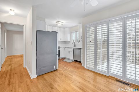 Tiny photo for 25 Hamden Hills Drive #72, Hamden, CT 06518 (MLS # 24156433)