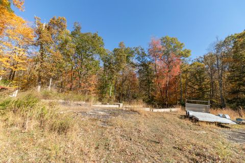 Tiny photo for 4 Laurel Lane, Clinton, CT 06413 (MLS # 24135587)