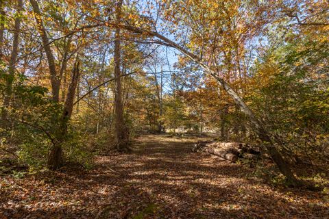 Tiny photo for 4 Laurel Lane, Clinton, CT 06413 (MLS # 24135587)