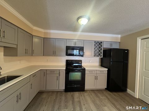 Tiny photo for 505 Ashmead Commons #505, Enfield, CT 06082 (MLS # 24146397)