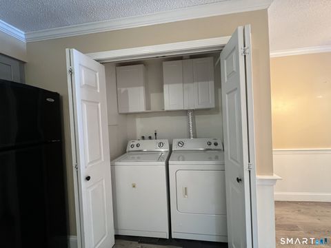 Tiny photo for 505 Ashmead Commons #505, Enfield, CT 06082 (MLS # 24146397)