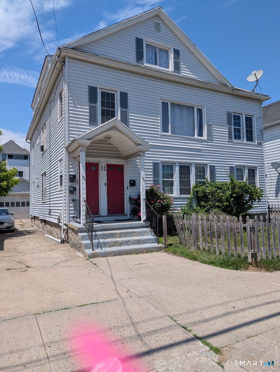 190-192 Garfield Avenue