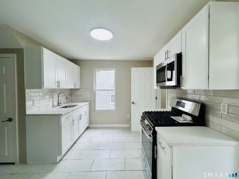 Photo of 203 E Main Street, Middletown, CT 06457 (MLS # 24183928)