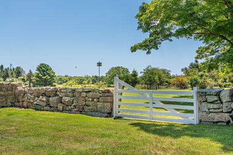 A home in Stonington