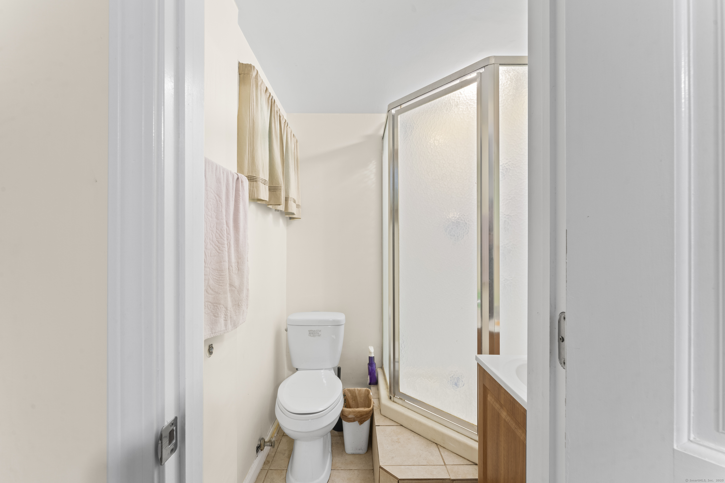 47 Riverside Road, Newtown, Connecticut image 14