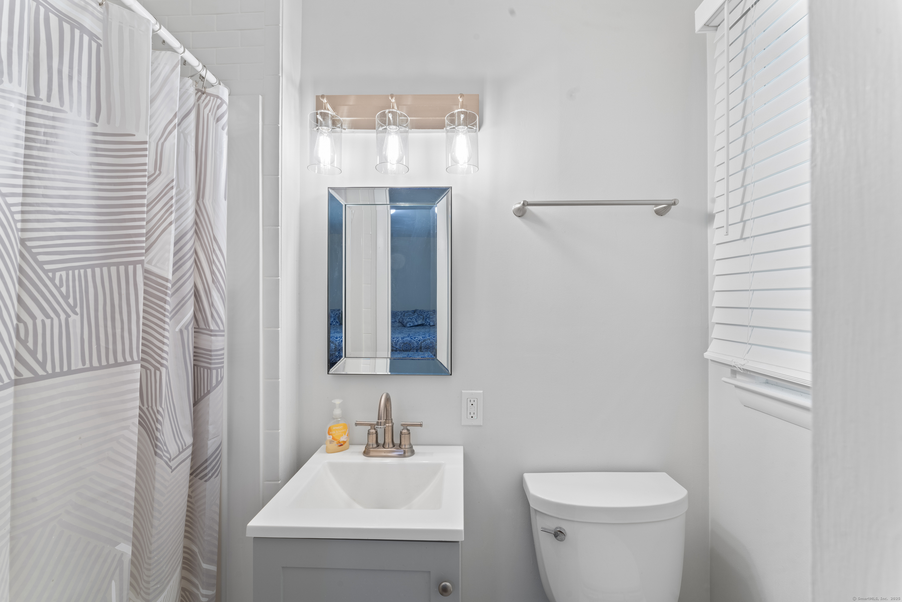 47 Riverside Road, Newtown, Connecticut image 9