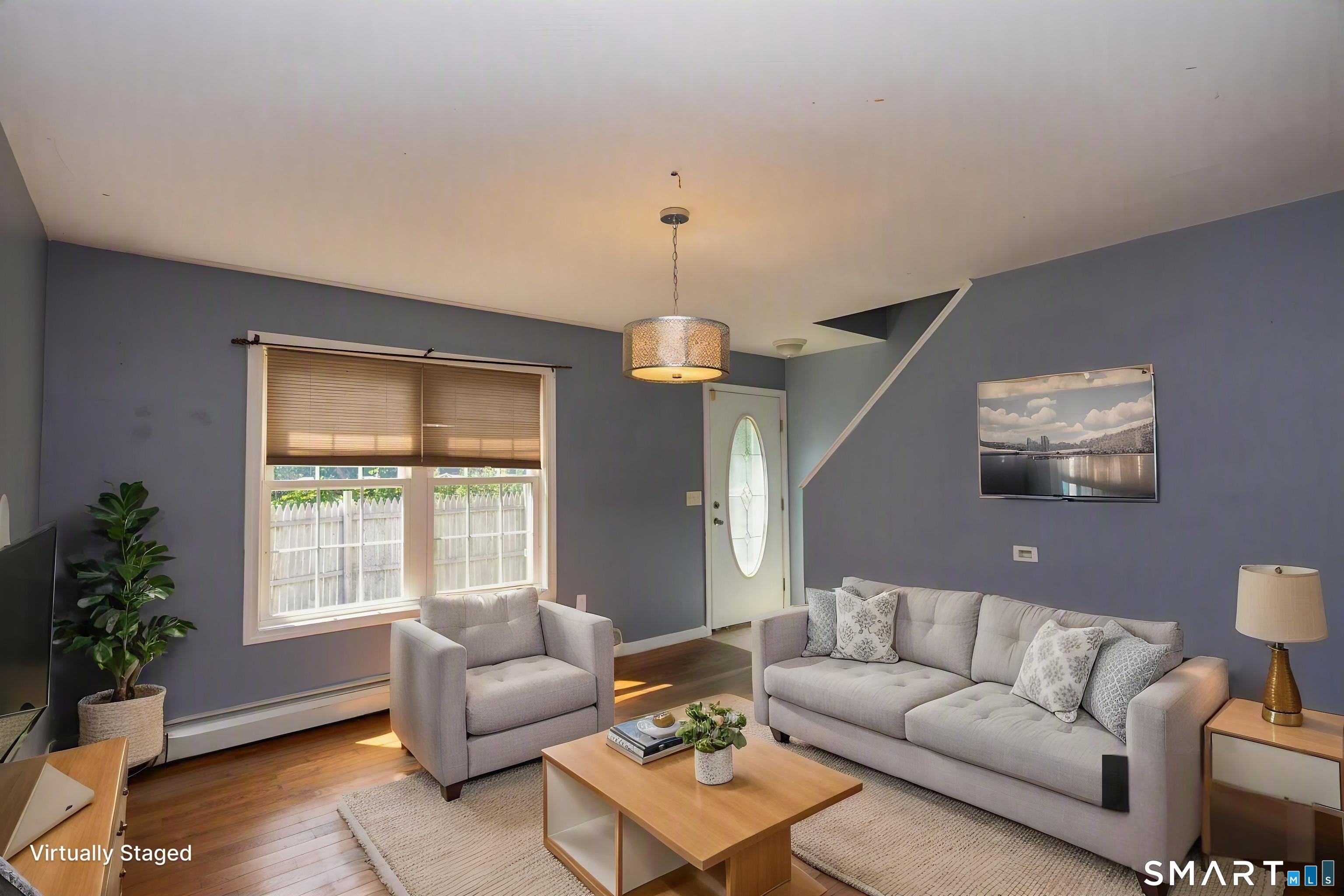 10 Russell Avenue