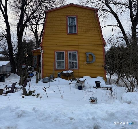 5 Charles Street Windham CT 06226