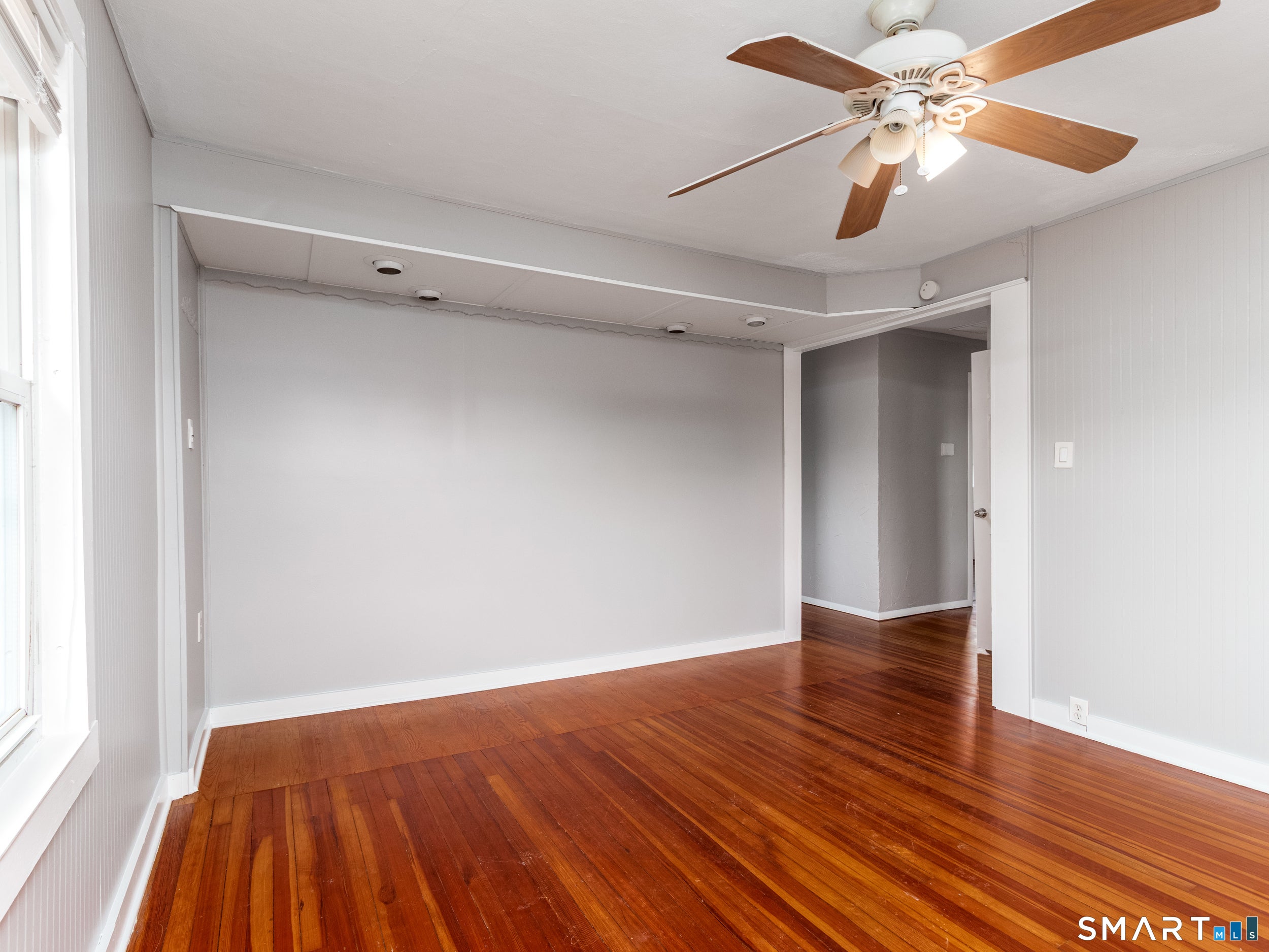 969 S. Main Street 2nd Floor