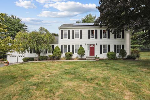 17 Hundred Acres Road Newtown CT 06470