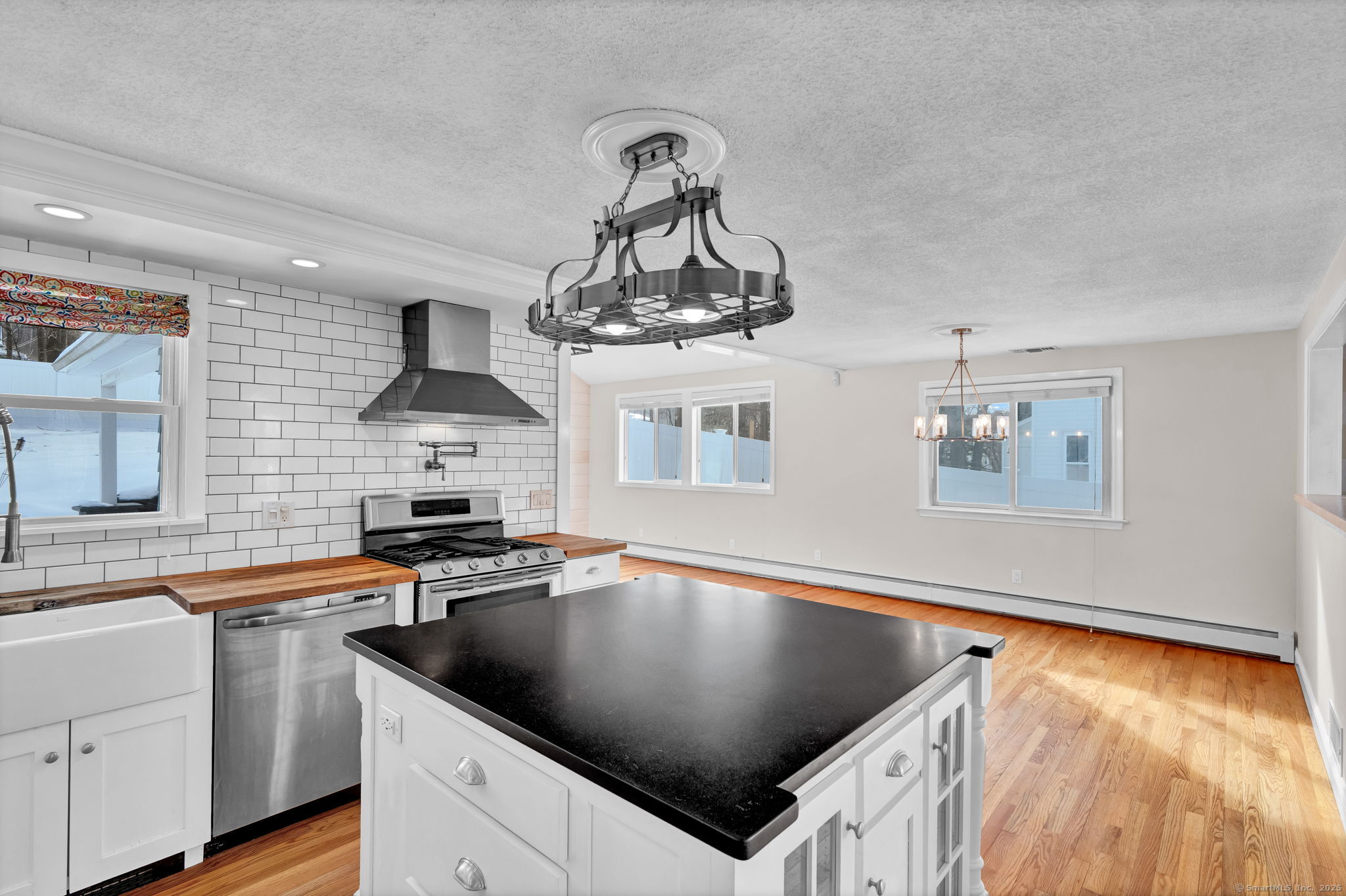 26 Sigourney Street, Bristol, Connecticut image 5