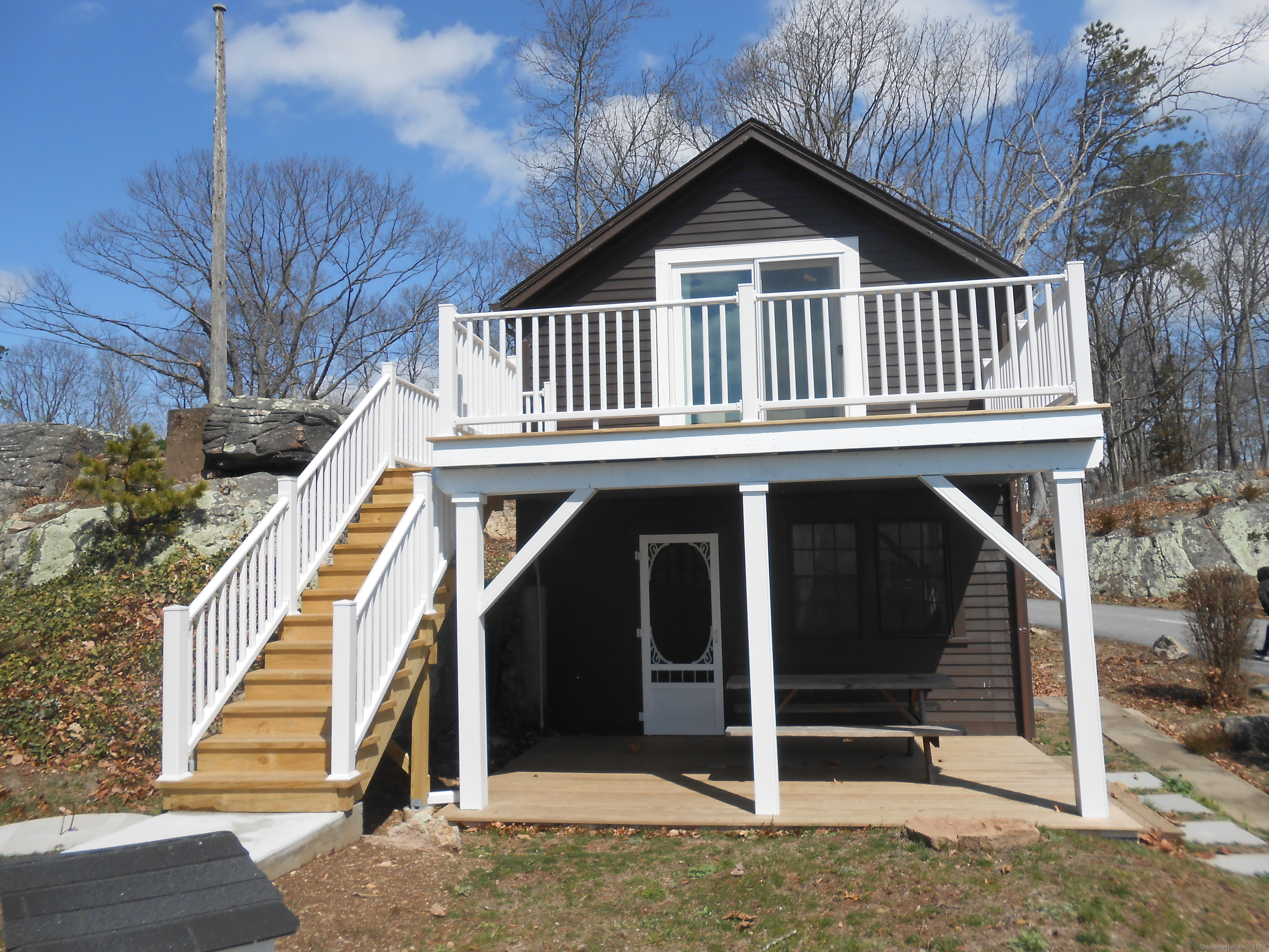 Rental Property at Parker Memorial Drive, Branford, Connecticut - Bedrooms: 3 
Bathrooms: 2 
Rooms: 5  - $1,650 MO.