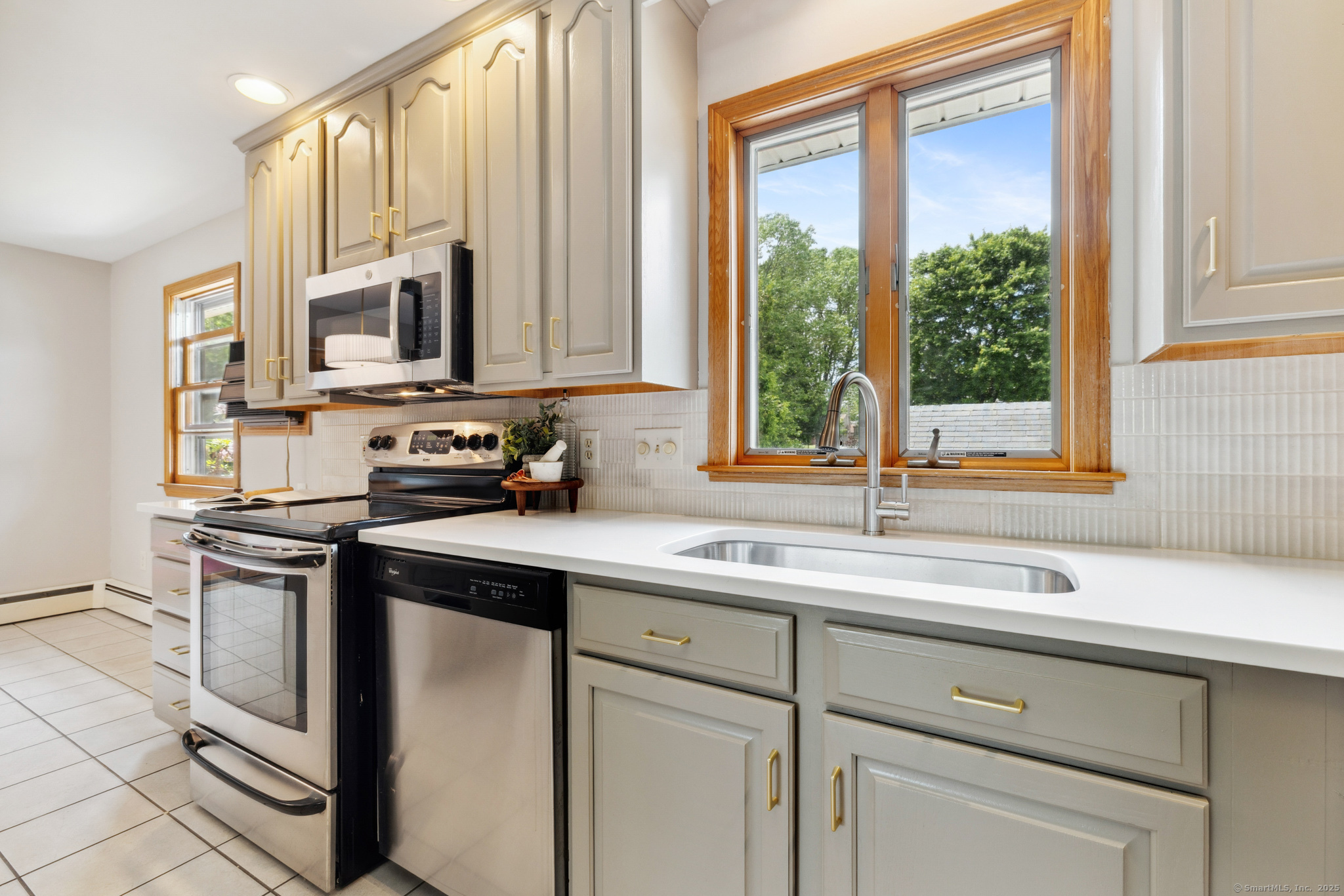 41 South Elm Street