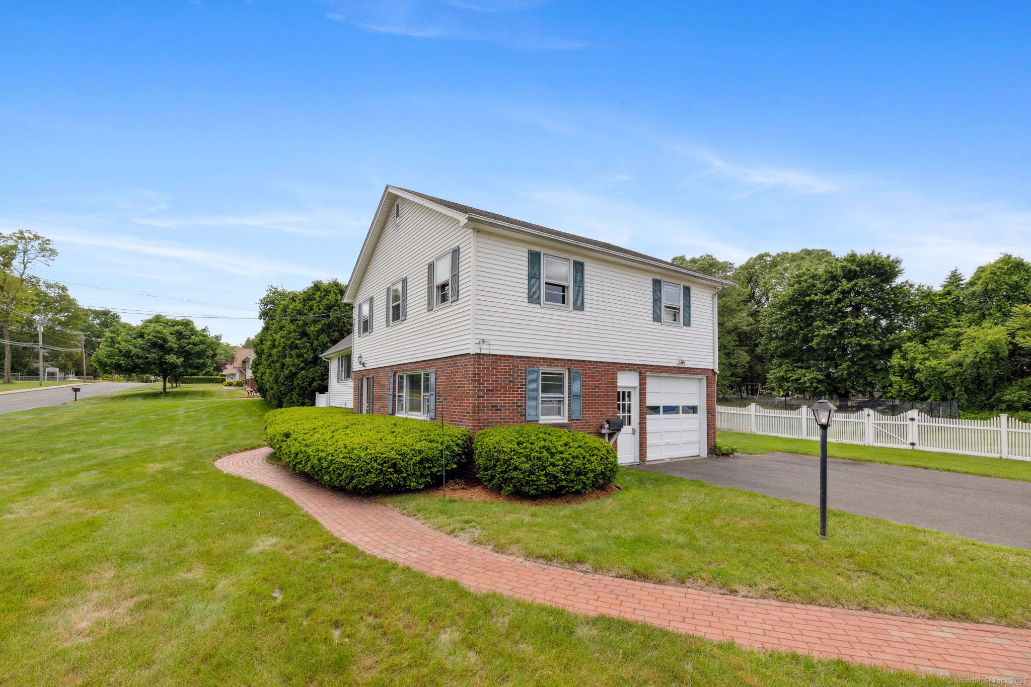 41 South Elm Street