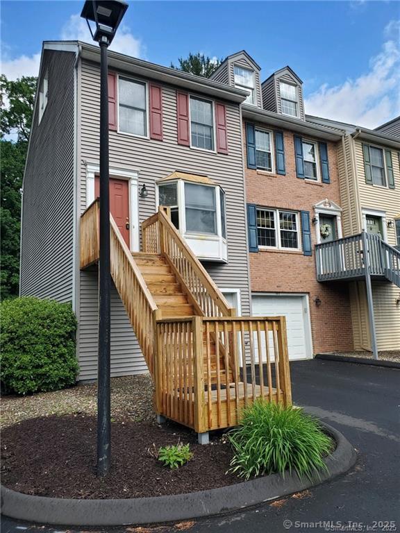 1275 Winsted Road 101