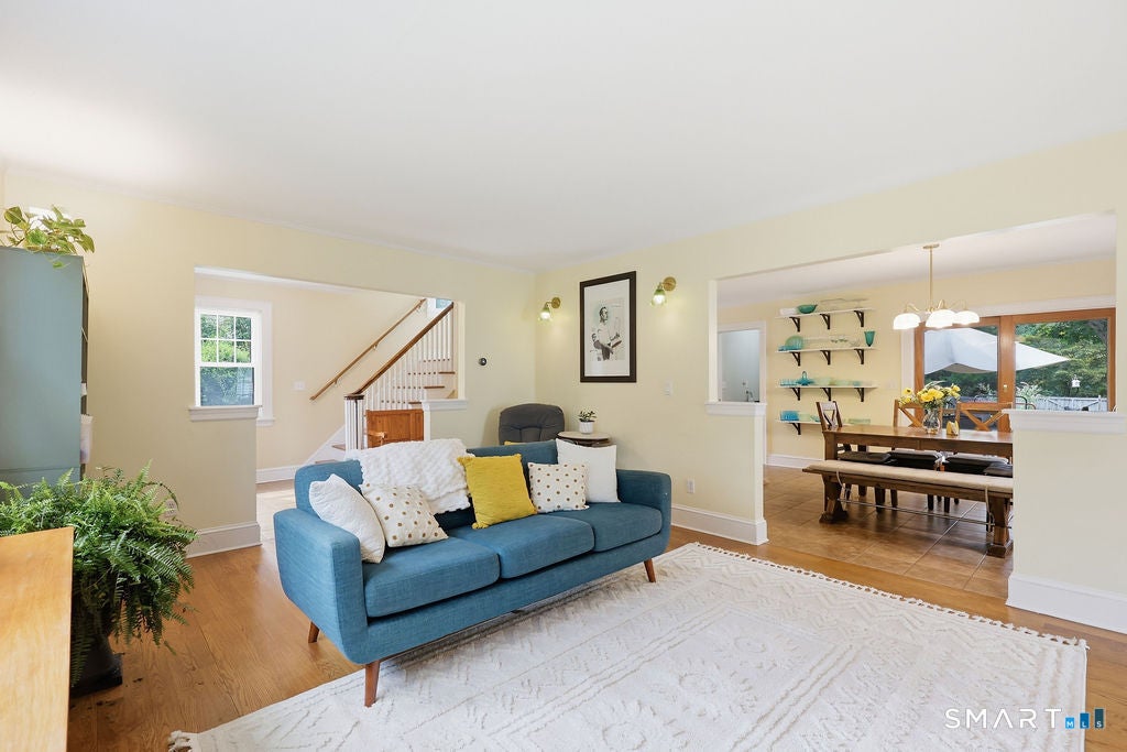 61 Robbins Road