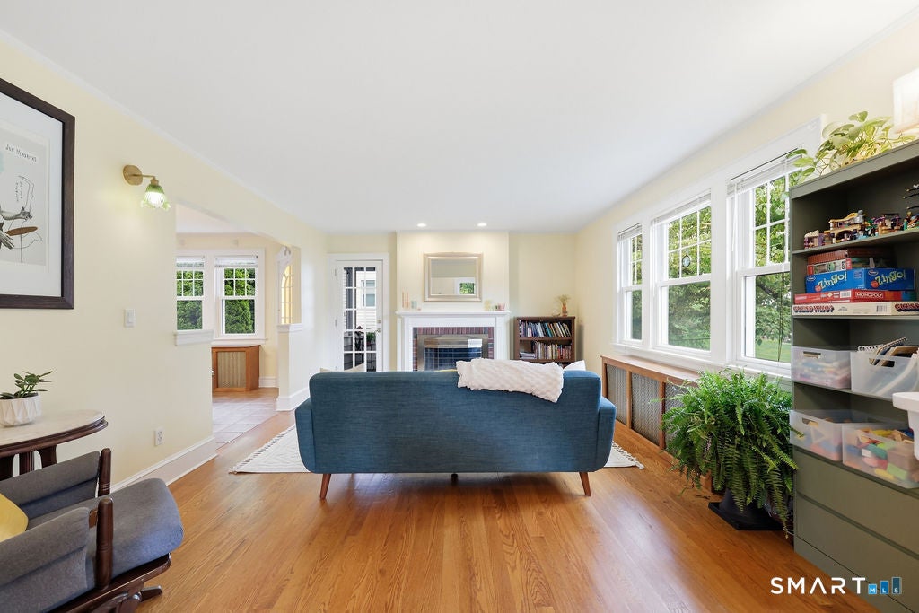 61 Robbins Road