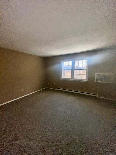 Tiny photo for 18 Canterbury Arms #18, New Milford, CT 06776 (MLS # 24143402)