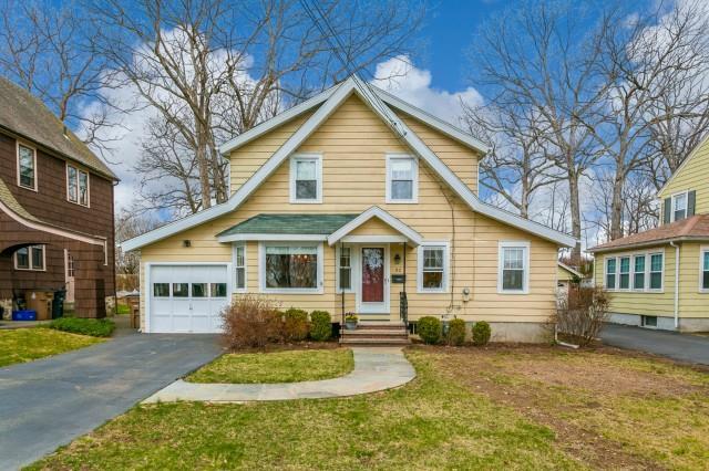 Photo 1 of 52 Woodledge Road, Stamford, Connecticut, $430,000, Web #: 99100329