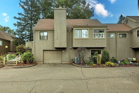 Photo of 195 Bayfield Lane #A, Stratford, CT 06614 (MLS # 24149127)