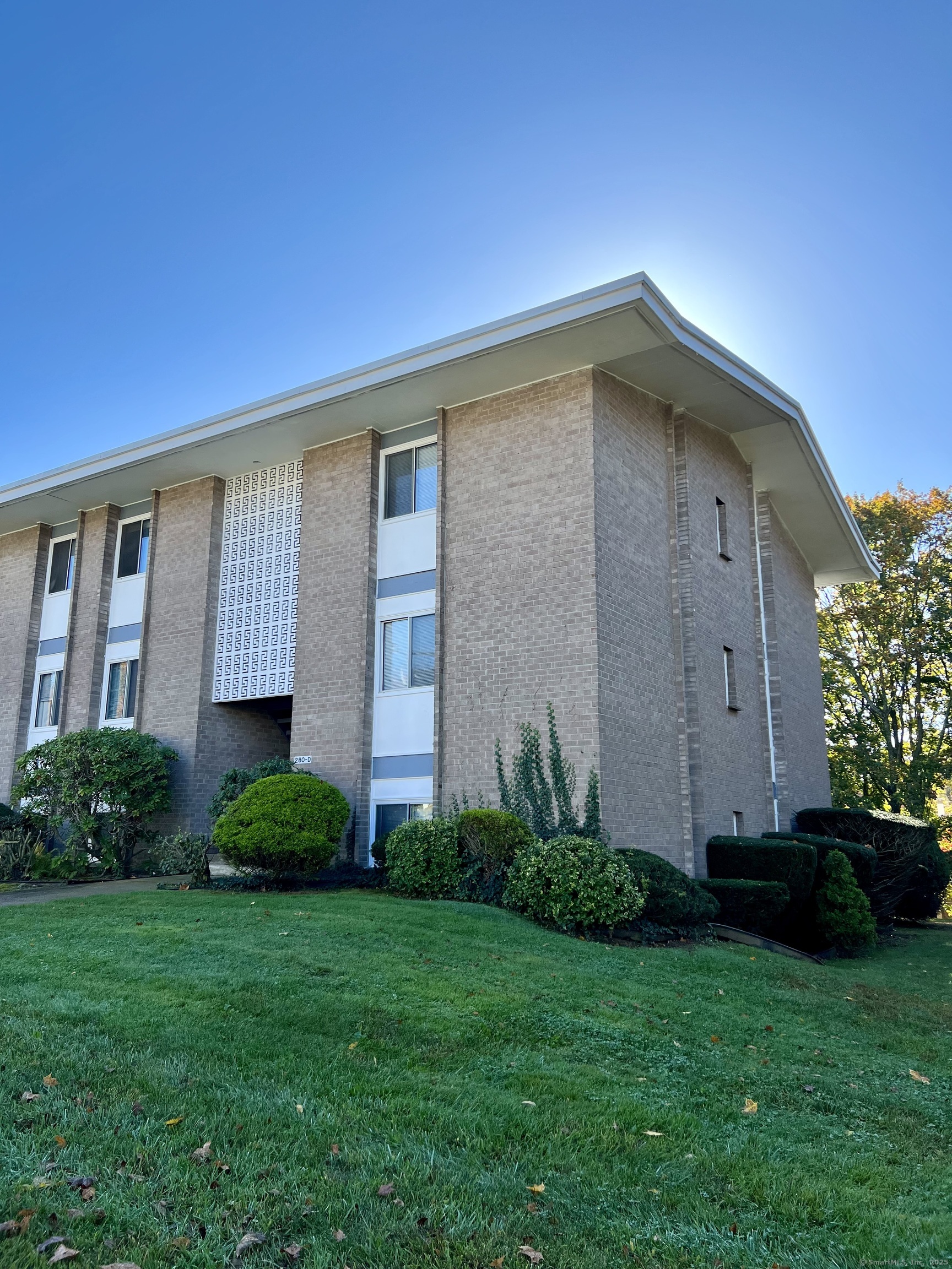 Gardner Avenue D4, New London, Connecticut - 1 Bedrooms  
1 Bathrooms  
3 Rooms - 