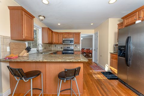 Tiny photo for 16 Founders Way, Orange, CT 06477 (MLS # 24142685)