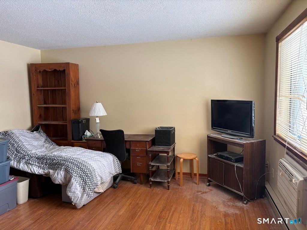 Photo of 2 Branch Road #APT 5A, Thomaston, CT 06787 (MLS # 24150215)