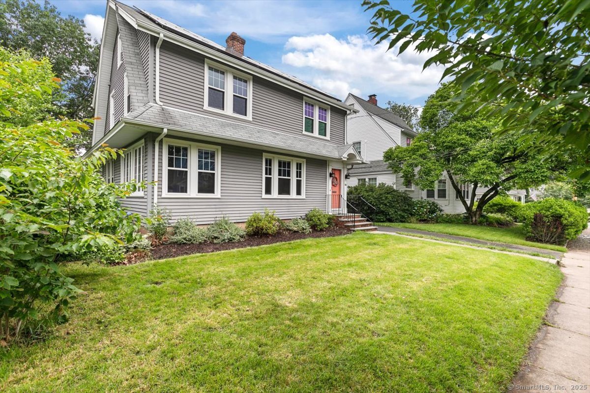 86 Bedford Avenue