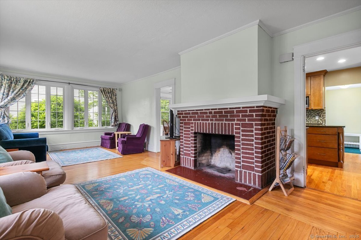 86 Bedford Avenue